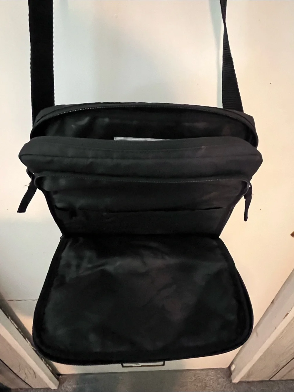 Black Crossbody Messenger Laptop Bag
